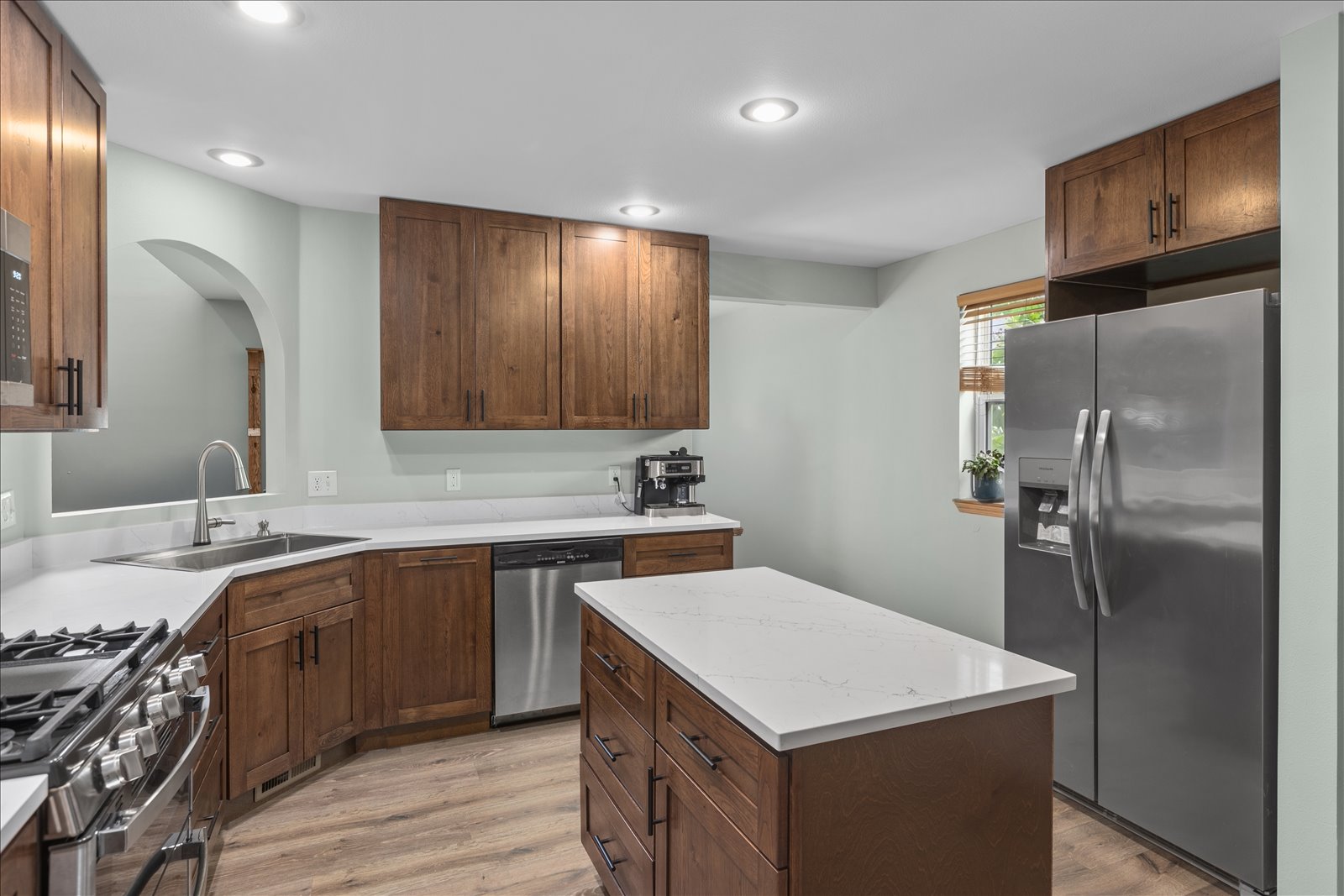 Custom kitchen remodel by Big Build Construction