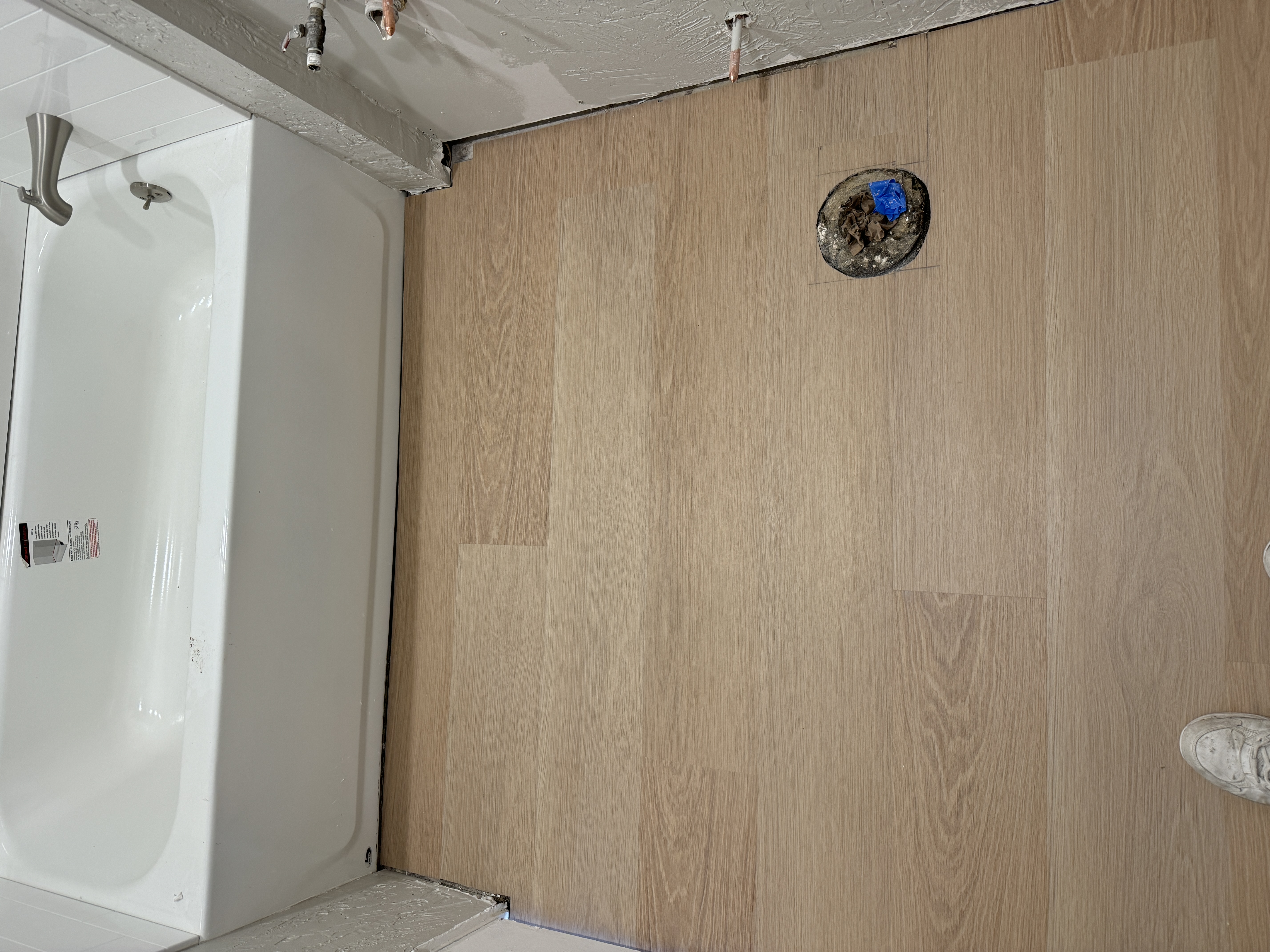 Wide plank LVP floor